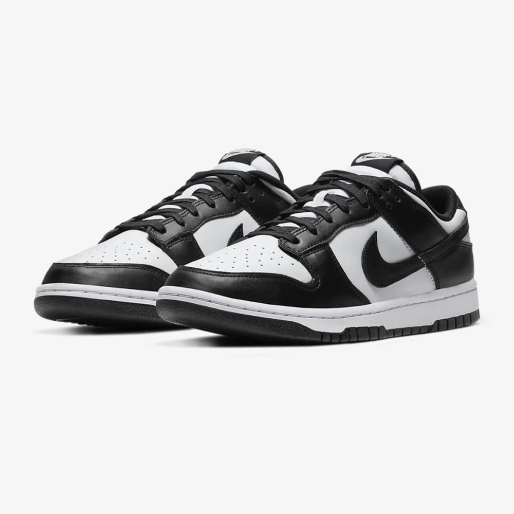 Nike Panda Dunks